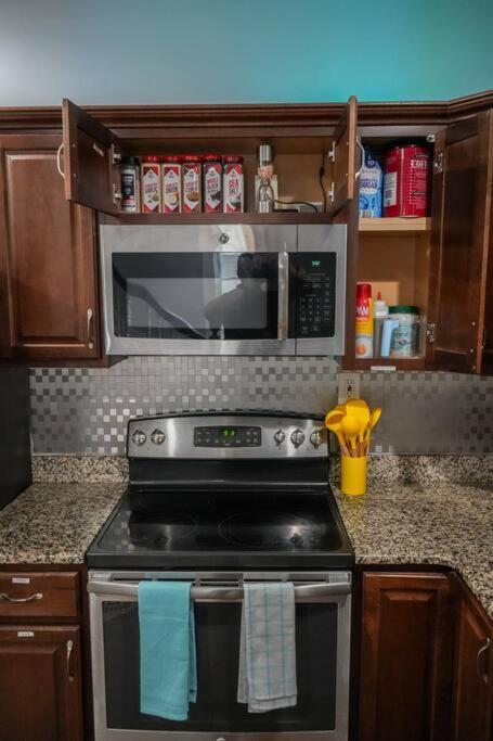 罗福Historic Coastal Haven- Pet Friendly Fast Wi-Fi别墅 外观 照片