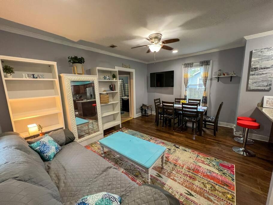 罗福Historic Coastal Haven- Pet Friendly Fast Wi-Fi别墅 外观 照片