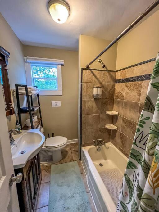 罗福Historic Coastal Haven- Pet Friendly Fast Wi-Fi别墅 外观 照片