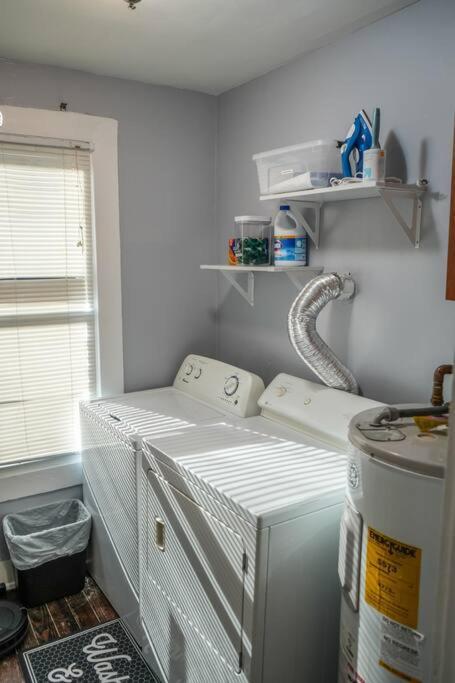 罗福Historic Coastal Haven- Pet Friendly Fast Wi-Fi别墅 外观 照片